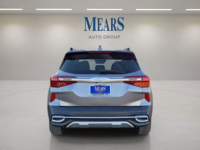 Used 2022 Kia Seltos EX