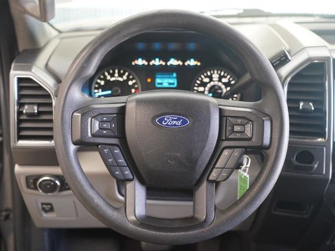 Used 2017 Ford F150 XLT RWD image 12