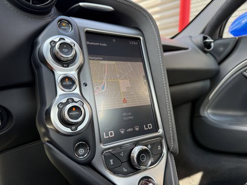 Used 2022 McLaren 720S Luxury image 22