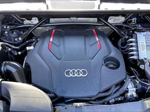 Certified 2023 Audi SQ5 Premium Plus w/ Premium Plus Package AWD/4WD image 10