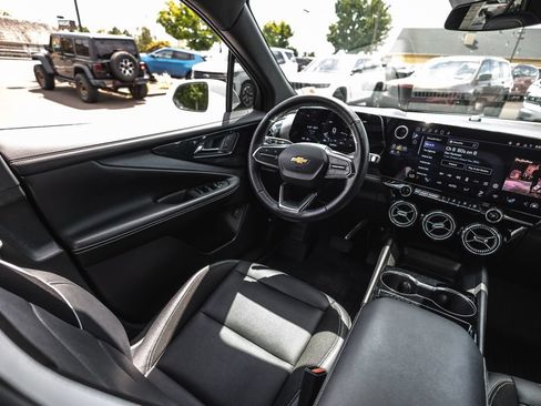Used 2024 Chevrolet Blazer EV LT AWD/4WD image 17