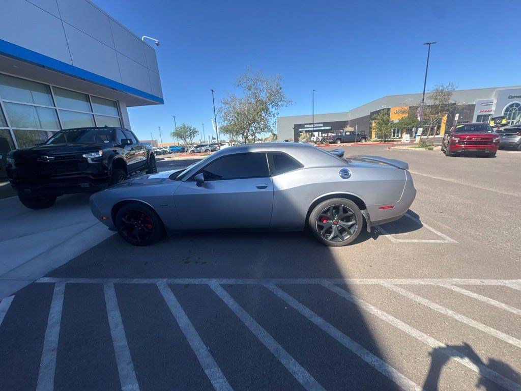 Used 2015 Dodge Challenger R/T Plus RWD image 2