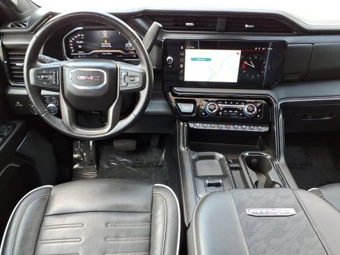Used 2025 GMC Sierra 2500 AT4X AWD/4WD image 22