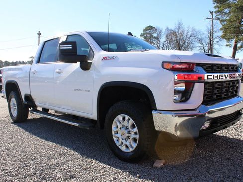Used 2023 Chevrolet Silverado 2500 LT w/ Convenience Package image 7