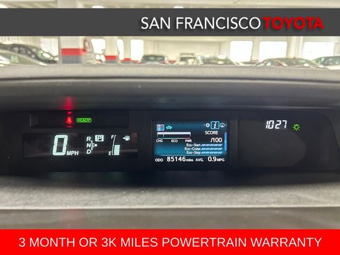 Used 2015 Toyota Prius V Four FWD image 31
