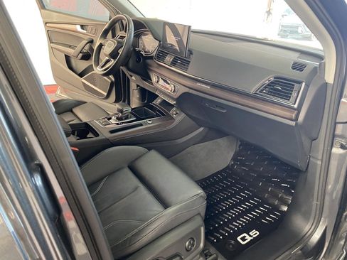 Used 2023 Audi Q5 e Premium Plus w/ Premium Plus Package AWD/4WD image 8
