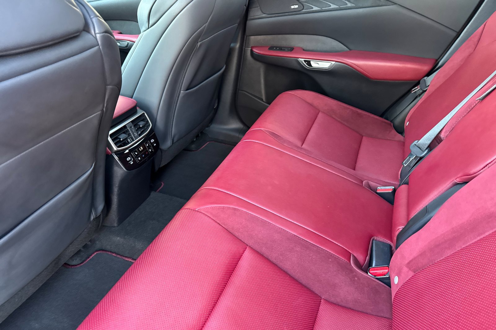 Used 2023 Lexus RX 500h F Sport w/ Cold Area Package AWD/4WD image 13