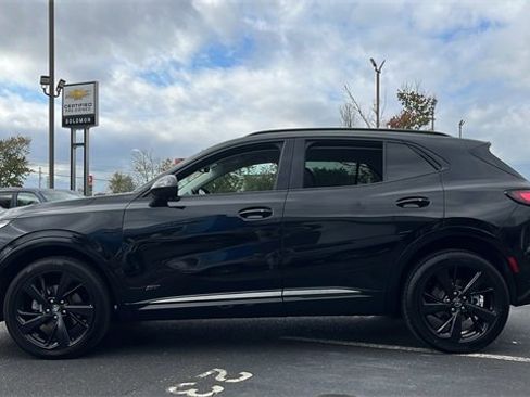 Certified 2025 Buick Envision Sport Touring image 4