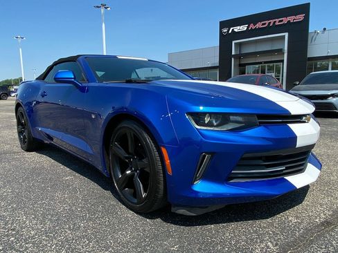 Used 2016 Chevrolet Camaro LT w/ RS Package RWD image 2