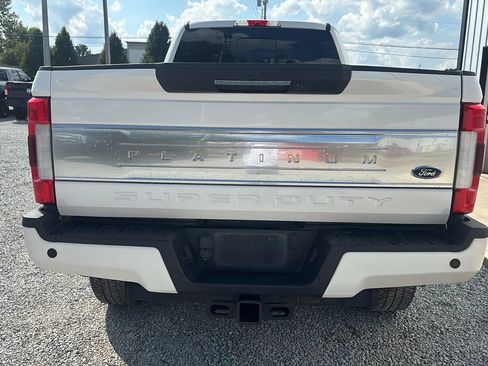 Used 2019 Ford F350 Platinum AWD/4WD image 5