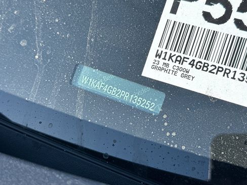 Used 2023 Mercedes-Benz C 300 Sedan image 3