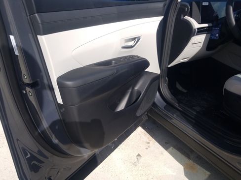 New 2026 Hyundai Tucson SE FWD image 9