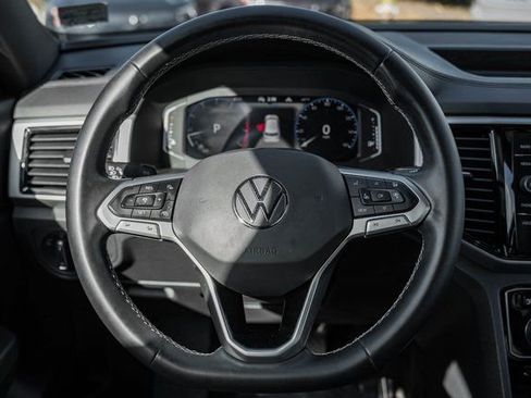 Used 2021 Volkswagen Atlas Cross Sport SEL image 32