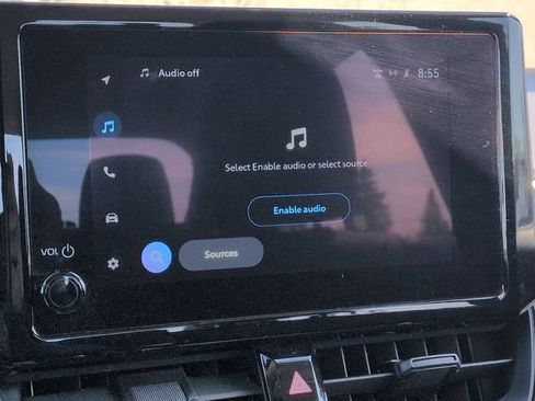 Used 2024 Toyota Corolla LE w/ LE Convenience Package image 21