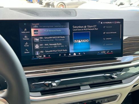 Used 2026 BMW X7 xDrive40i w/ M Sport Package AWD/4WD image 15