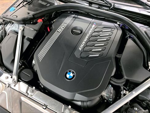Used 2024 BMW M440i Convertible w/ Premium Package RWD image 33