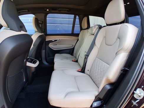 New 2026 Volvo XC90 B5 Core AWD/4WD image 17