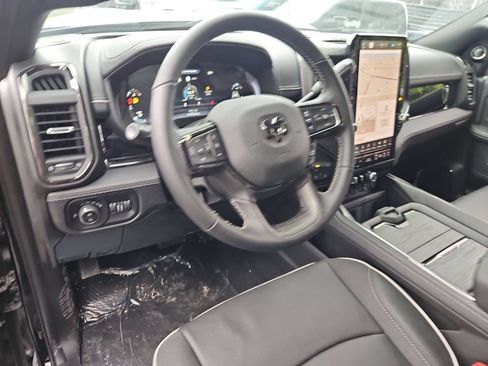 New 2026 RAM 2500 Limited AWD/4WD image 13