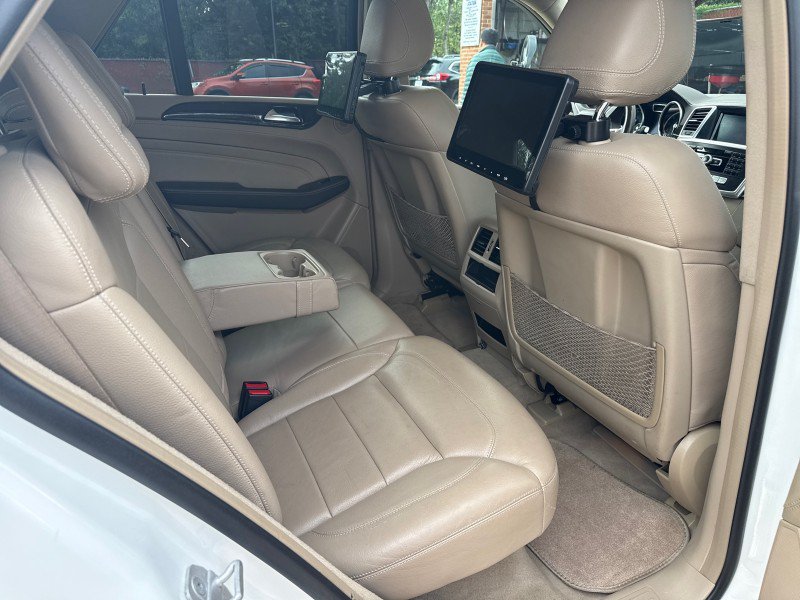 Used 2015 Mercedes-Benz ML 400 4MATIC image 46