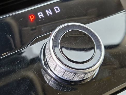 Used 2022 Jeep Grand Cherokee L Limited RWD image 21