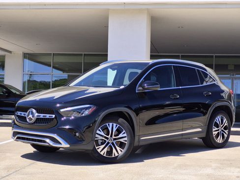 Used 2025 Mercedes-Benz GLA 250 image 1