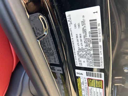 Used 2025 Toyota Tacoma TRD Pro AWD/4WD image 38