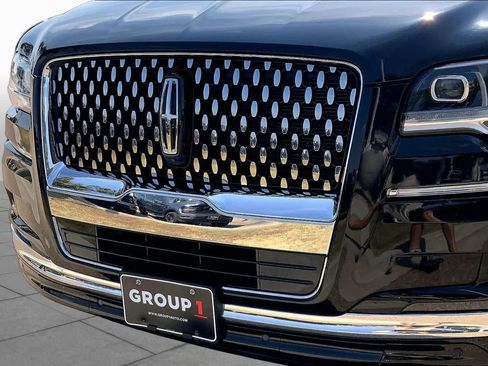 Certified 2023 Lincoln Navigator Black Label AWD/4WD image 30