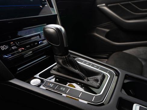 Used 2023 Volkswagen Arteon SEL Premium image 20