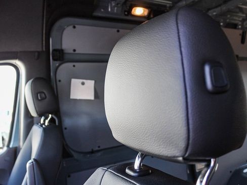 Used 2024 Mercedes-Benz Sprinter 144 Cargo image 32