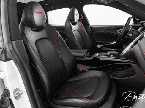 Used 2021 Aston Martin DBX AWD/4WD image 45
