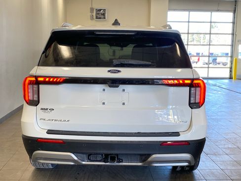 New 2026 Ford Explorer Platinum image 6