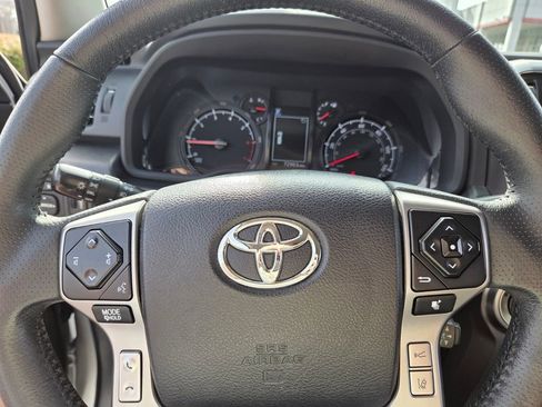 Used 2020 Toyota 4Runner SR5 Premium w/ Moonroof Package image 25