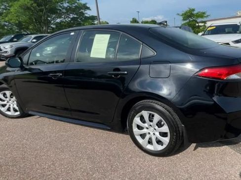 Certified 2023 Toyota Corolla LE FWD image 4