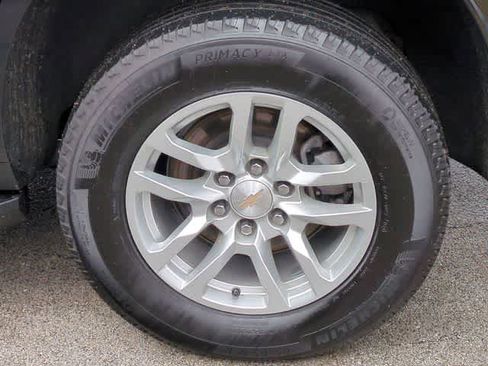 Used 2024 Chevrolet Tahoe LT image 13