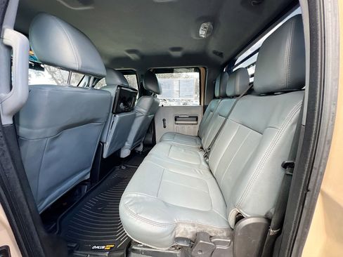 Used 2015 Ford F450 XL w/ Snow Plow Prep Package image 26