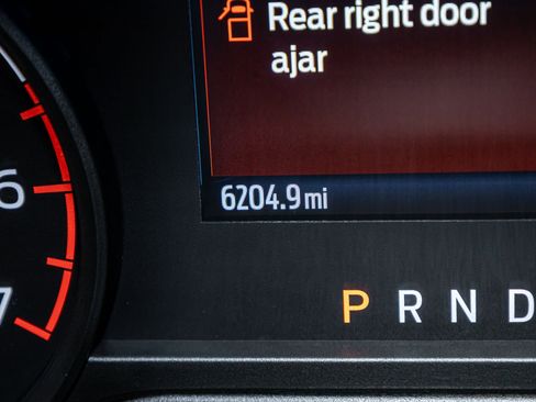 Used 2025 Ford F350 XLT w/ FX4 Off-Road Package image 22