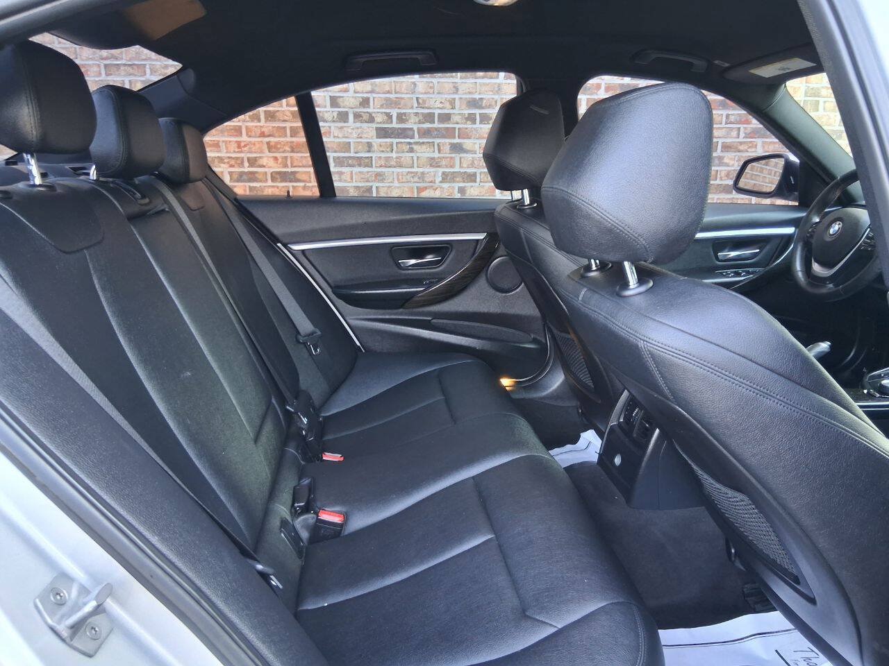 Used 2016 BMW 328i Sedan RWD image 12
