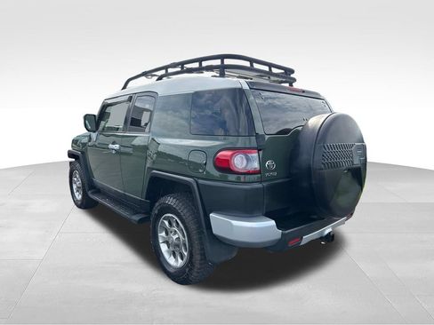 Used 2012 Toyota FJ Cruiser 4WD w/ Upgrade Pkg image 3