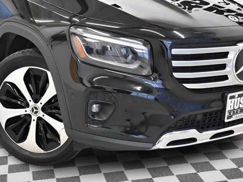 Used 2025 Mercedes-Benz GLB 250 4MATIC image 30