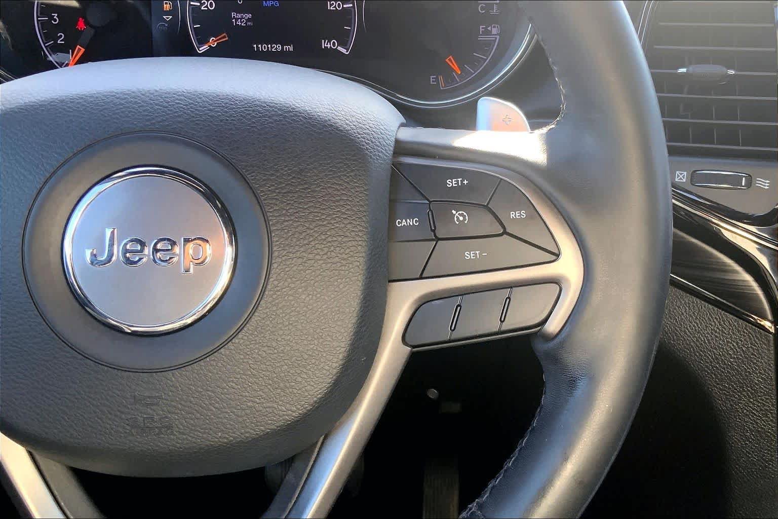 Used 2020 Jeep Grand Cherokee Limited X AWD/4WD image 24
