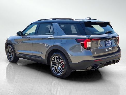 Used 2025 Ford Explorer ST AWD/4WD image 6