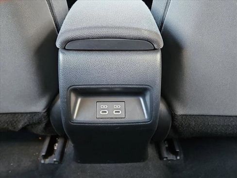 Used 2023 Toyota Corolla LE image 16