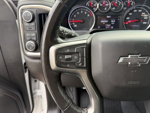 Used 2021 Chevrolet Silverado 1500 LT Trail Boss w/ LPO, Dark Essentials Package image 17