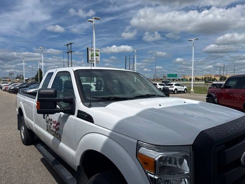 Used 2012 Ford F250 XL w/ PWR Equipment Group AWD/4WD image 16