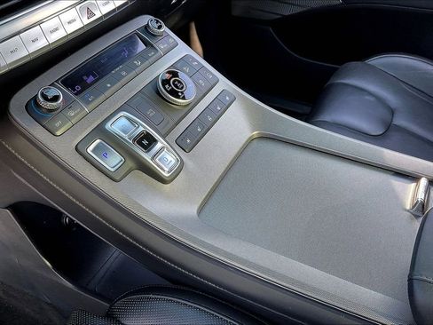 Used 2022 Hyundai Palisade Calligraphy image 18