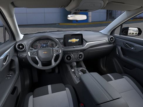 New 2025 Chevrolet Blazer LT w/ Midnight/Sport Edition image 15