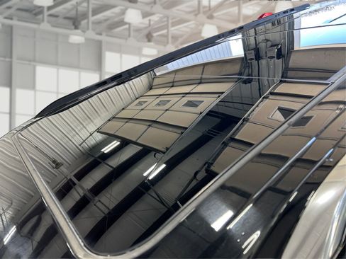 Used 2023 Jeep Grand Wagoneer Series II image 11