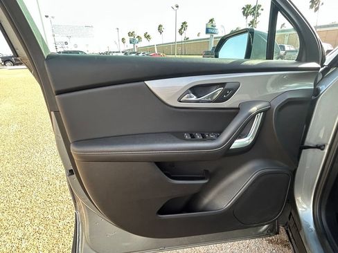Used 2025 Chevrolet Blazer LT AWD/4WD image 10