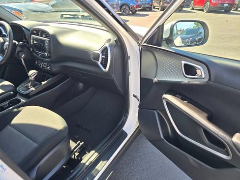 Certified 2025 Kia Soul LX FWD image 11