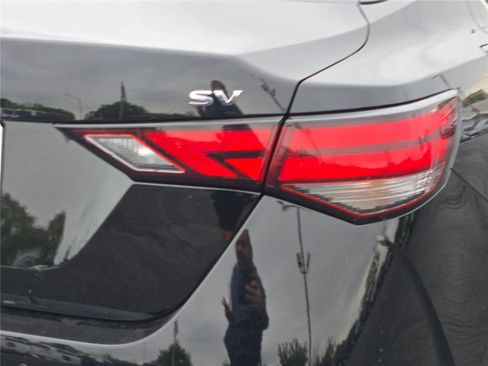 Used 2023 Nissan Sentra SV image 13